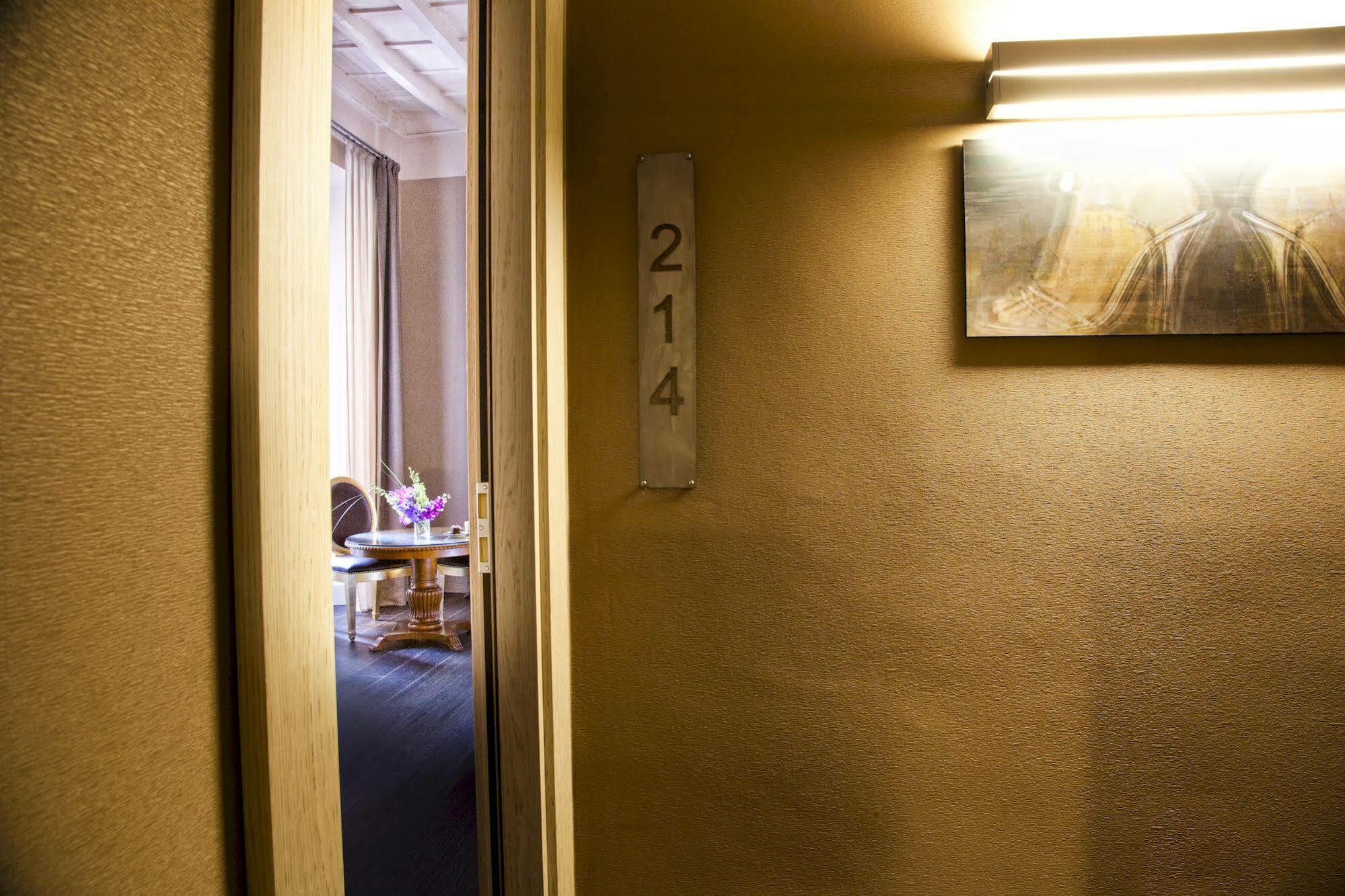 Corso 12 Bed & Breakfast 3*